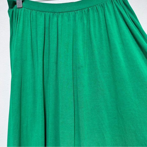 Mossimo Green Comfy Asymmetrical Elasticized Waistband Soft Skirt Size Small - Picture 5 of 6